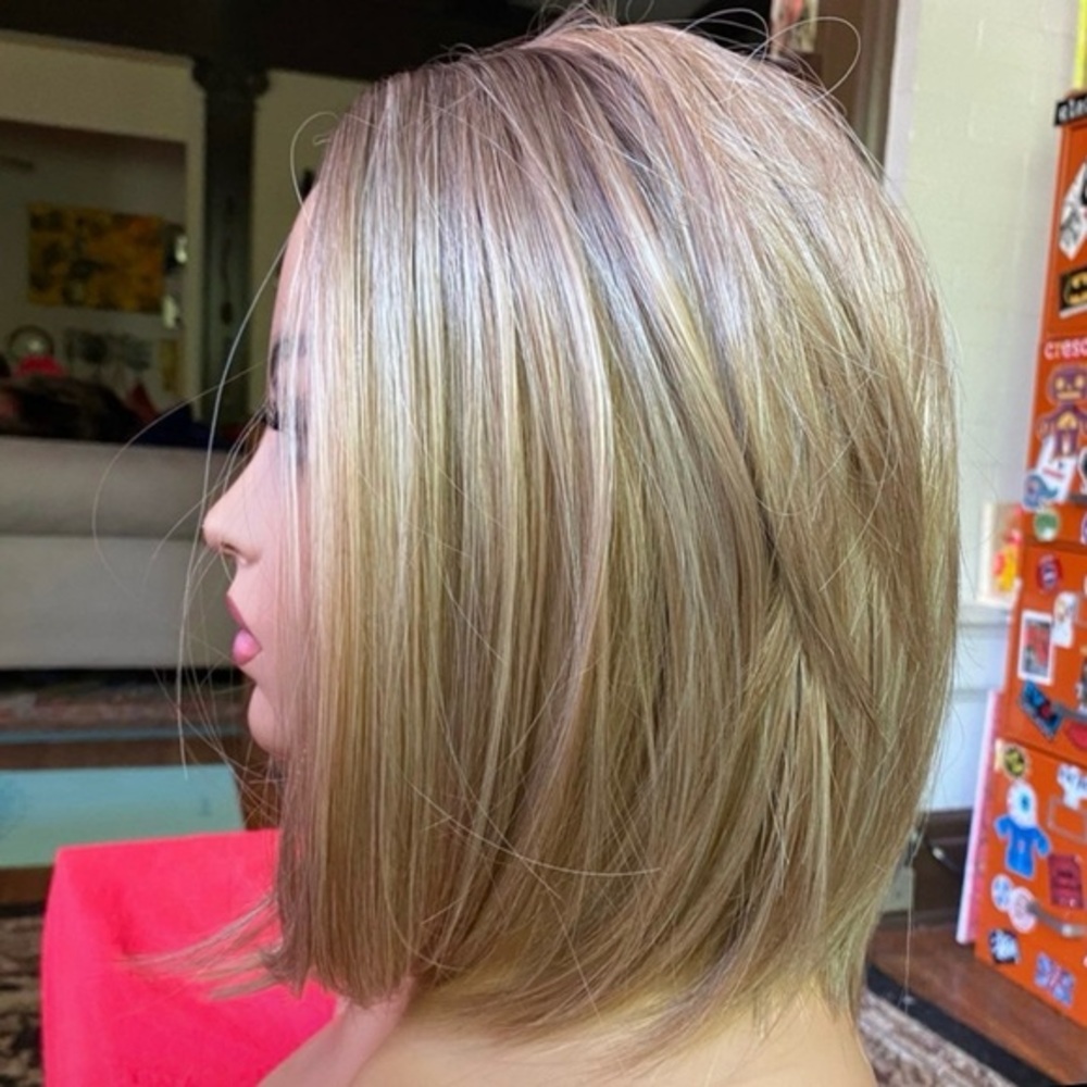 Champagne dirty blonde lace bob wig